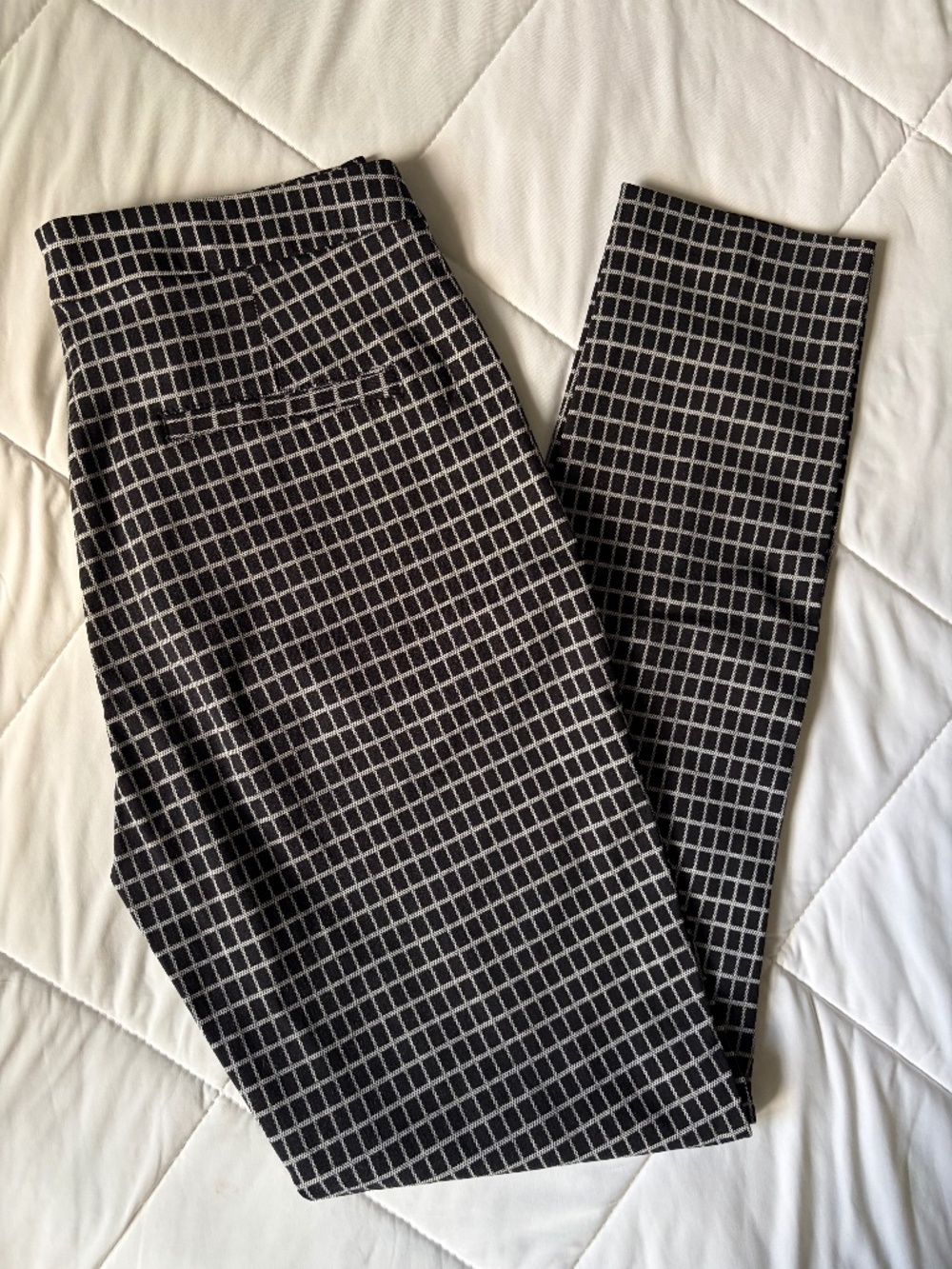 Basement Basic Grid Pattern Trousers White & Black Size 6